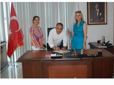 İÇEL KOLEJİ VE TMMOB ELEKTRİK MÜHENDİSLERİ ODASI MERSİN ŞUBESİYLE İŞBİRLİĞİ VE İNDİRİM PROTOKOLÜ İMZALANDI.