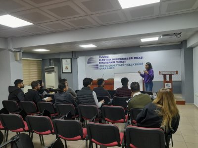 EMO GENÇ ÜYELERE EĞİTİM SEMİNERİ DÜZENLENDİ