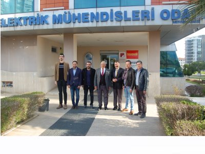 İYİ PARTİ GİK ÜYESİ BURHANETTİN KOCAMAZ ŞUBEMİZİ ZİYARET ETTİ