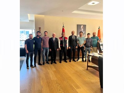 ELEKTRİK MÜHENDİSLERİ ODASI MERSİN ŞUBE 13. DÖNEM YÖNETİM KURULU OLARAK KARAYOLLARİ 5. BÖLGE MÜDÜRÜMÜZ SN. MEHMET FİDAN`I ZİYARET ETTİK.