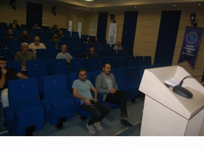 02.11.2022 TARİHİNDE ŞUBEMİZDE DEĞERLİ MESLEKTAŞIMIZ ÖZKAL BAYIR`IN SUNUMUYLA `ASENKRON MOTORLAR/HIZ KONTROL CİHAZLARI VE VERİMLİLİK` SEMİNERİ GERÇEKLEŞTİRİLDİ.