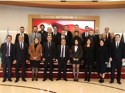 BAŞKAN MUHITTIN BÖCEK, ANTALYA MESLEK ODALARI EŞGÜDÜM KURULU İLE BİR ARAYA GELDİ