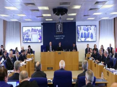 KAMUDA ÇALIŞAN MÜHENDİSLERİN ÜCRETLERİNİN İYİLEŞTİRİLMESİNE YÖNELİK ÖNERGE AKP VE MHP MİLLETVEKİLLERİNİN OYLARIYLA REDDEDİLDİ