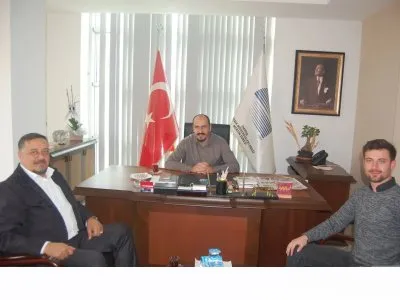 NOX ENERJİ`NİN DEĞERLİ YÖNETİCİLERİ EMO MERSİN ŞUBE BAŞKANIMIZ ALKAN ALKAYA`YI ZİYARET ETTİ.