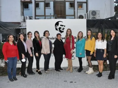 DÜNYA EMEKÇİ KADINLAR GÜNÜ