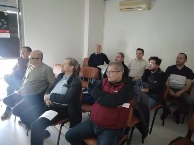 ENDÜSTRİYEL TESİSLERDE GÜÇ KALİTESİ, HARMONİKLER VE KOMPANZASYON SİSTEMLERİ BAŞLIKLI SEMİNER EMO MUĞLA İL TEMSİLCİLİĞİNDE DÜZENLENDİ
