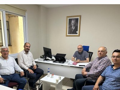 EMO OLARAK SİLİFKE ENERJİSA OPERASYON MERKEZİ MÜŞTERİ TEKNİK HİZMETLER MÜDÜRÜ ÜYEMİZ SN. SAMET UYSAL`I MAKAMINDA ZİYARET ETTİK.