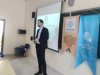ŞUBE YÖNETİM KURULUMUZ, ESKİŞEHİR OSMANGAZİ ÜNİVERSİTESİ MEZUNLARINA ROZETLERİNİ TAKDİM ETTİ
