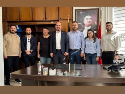 MERSİN ÜNİVERSİTESİ TEKNİK BİLİMLER MESLEK YÜKSEKOKULU MÜDÜRÜ DOÇ. DR. SERTAÇ GÖKTAŞ HOCAMIZI MAKAMINDA ZİYARET EDEREK YENİ GÖREVİNDE BAŞARILAR DİLEDİK.
