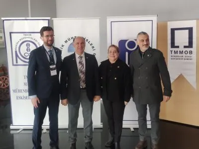 ESKİŞEHİR`DE DİJİTAL DÖNÜŞÜM VE BIM ZİRVESİ ETKİNLİĞİ DÜZENLENDİ