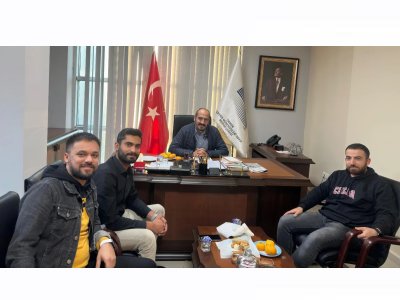 ARK MÜHENDİSLİĞİN KURUCU ORTAKLARI DEĞERLİ MESLEKTAŞLARIMIZ MUSTAFA BOLAT, MUHAMMET YAHYA ÖZER VE HÜSEYİN KUŞ, EMO MERSİN ŞUBE BAŞKANIMIZ ALKAN ALKAYA`YI ZİYARET ETTİLER.