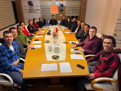 EMO ANTALYA ŞUBESİ YÖNETİMİ GÖREV DAĞILIMI YAPTI