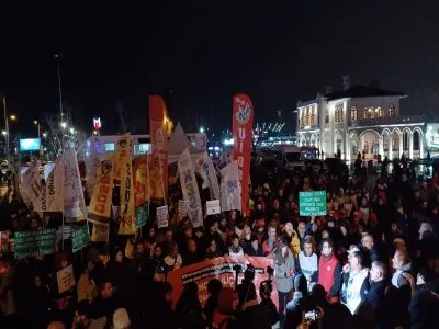 KADIKÖY`DE KİTLESEL BASIN AÇIKLAMASI