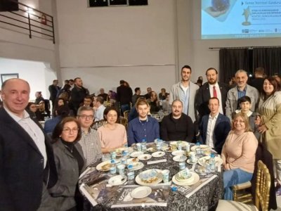 ŞUBE YÖNETİM KURULUMUZ, TEPEBAŞI BELEDİYE BAŞKANI DT.AHMET ATAÇ VE TMMOB`A BAĞLI ODALAR İLE İFTARDA BİR ARAYA GELDİ
