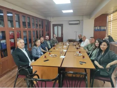 DİCLE ÜNİVERSİTE MÜHENDİSLİK FAKÜLTESİ ELEKTRİK ELEKTRONİK MÜHENDİSLİĞİ BÖLÜMÜ YETKİLİLERİ ŞUBE YÖNETİM KURULUMUZU ZİYARET ETTİ.