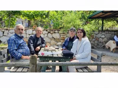 ANNELER GÜNÜNDE ÜYELERİMİZ İLE BİRLİKTE KAHVALTIDA BİR ARAYA GELDİK
