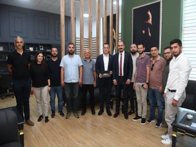 EMO MERSİN ŞUBE BAŞKANIMIZ DOÇ. DR. ALKAN ALKAYA VE  YÖNETİM KURULU ÜYELERİMİZ YENİŞEHİR BELEDİYE BAŞKANI SN. ABDULLAH ÖZYİĞİT`İ MAKAMINDA ZİYARET ETTİ.