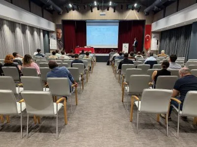 YENİLENEBİLİR ENERJİ SANTRALLERİNDE ELEKTRİK TESTLERİ: SOLAR VE RÜZGAR SEMİNERİ DÜZENLENDİ
