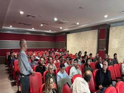 EMO MUĞLA TEMSİLCİLİĞİNİN DÜZENLEDİĞİ TOPRAKLAMADA DOĞRU BİLİNEN YANLIŞLAR KONULU TEKNİK SEMİNER YAPILDI