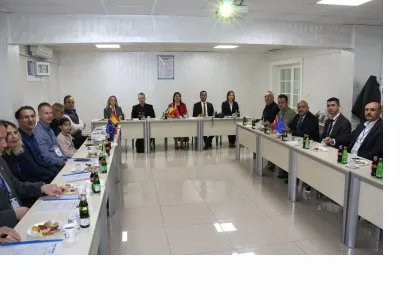 ELEKTRİK MÜHENDİSLERİ ODASI GAZİANTEP ŞUBESİ OLARAK, PAYDAŞI OLDUĞUMUZ ELEKTRİKLİ ARAÇ ŞARJ İSTASYONLARININ EĞİTİM DÖKÜMANLARININ HAZIRLANMASI KONULU AB PROJESİ KAPANIŞ TOPLANTISI YOĞUN İLGİ İLE GERÇEKLEŞTİ.