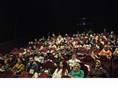 `BİR CUMHURİYET ŞARKISI`