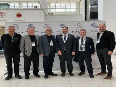 EMO BURSA ŞUBE TARAFINDAN DÜZENLENEN 13. ULUSAL ELEKTRİK ELEKTRONİK VE BİYOMEDİKAL MÜHENDİSLİĞİ KONFERANSINA (ELECO 2024) EMO MERSİN ŞUBE BAŞKANIMIZ PROF. DR. ALKAN ALKAYA KATILDI.