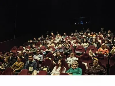 `BİR CUMHURİYET ŞARKISI`