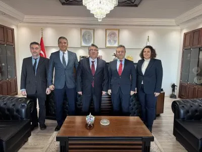 ZONGULDAK TEMSİLCİLİĞİMİZDEN ZBEÜ REKTÖRLÜĞÜNE ZİYARET DÜZENLENDİ