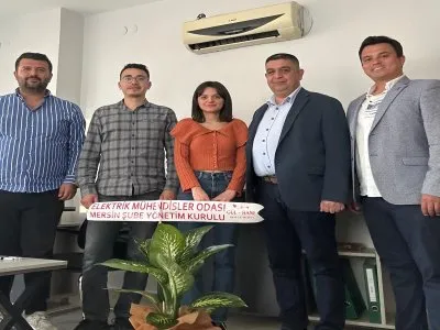EMO ŞUBE BŞK.YRD. YÜKSEL TEZCAN VE SİLİFKE İLÇE TEMSİLCİMİZ EKREM ONUR KOZAN İLE BİRLİKTE ŞUBE SAYMANIMIZ ERKAN KAR, YENİ SMM OFİSİNİ AÇAN ALİ MUSTAFA DEMİREL/MİHRAP SERTOĞLU-VAVİEN MÜHENDİSLİK OFİSİNE HAYIRLI OLSUN ZİYARETİNDE BULUNDULAR