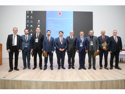 ÜRETKEN YAPAY ZEKA VE ÜNİVERSİTELER KONULU KONFERANS DÜZENLENDİ