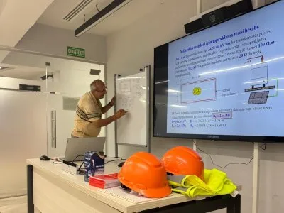 ELEKTRİK TESİSLERİNDE TOPRAKLAMALAR EĞİTİMİ ERDEMİR EĞİTİM MERKEZİNDE DÜZENLENDİ