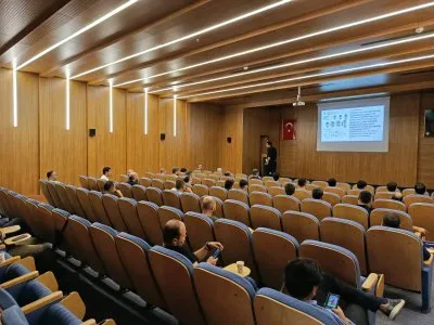 ENDÜSTRİYEL TESİSLERDE KOMPANZASYON VE GÜÇ KALİTESİ SEMİNERİ GERÇEKLEŞTİRİLDİ